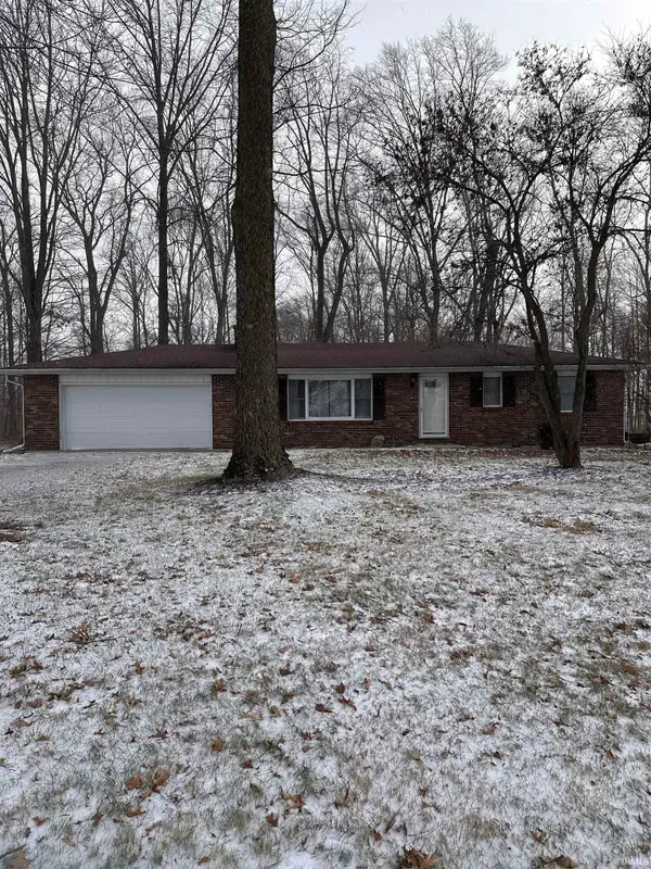 11909 S County Road 800 E, Galveston, IN 46932