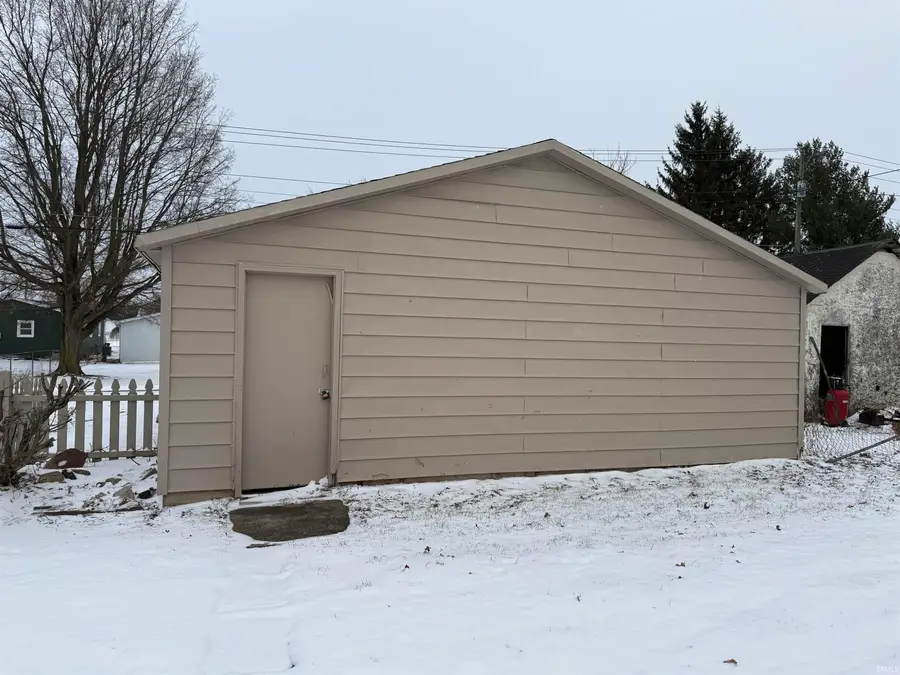 927 S Main Street, Kendallville, IN 46755 - Image #2