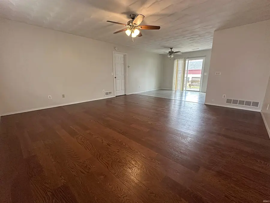 309 NW 11th Street, Washington, IN 47501 - Image #2