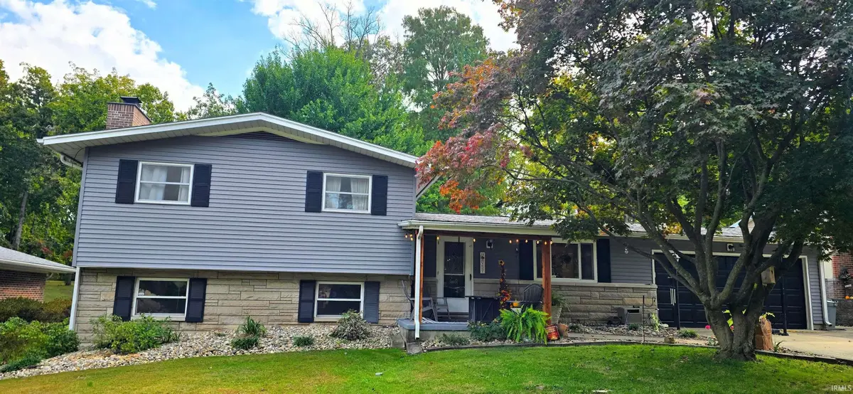 334 Knollwood Drive, Washington, IN 47501 - Image #1