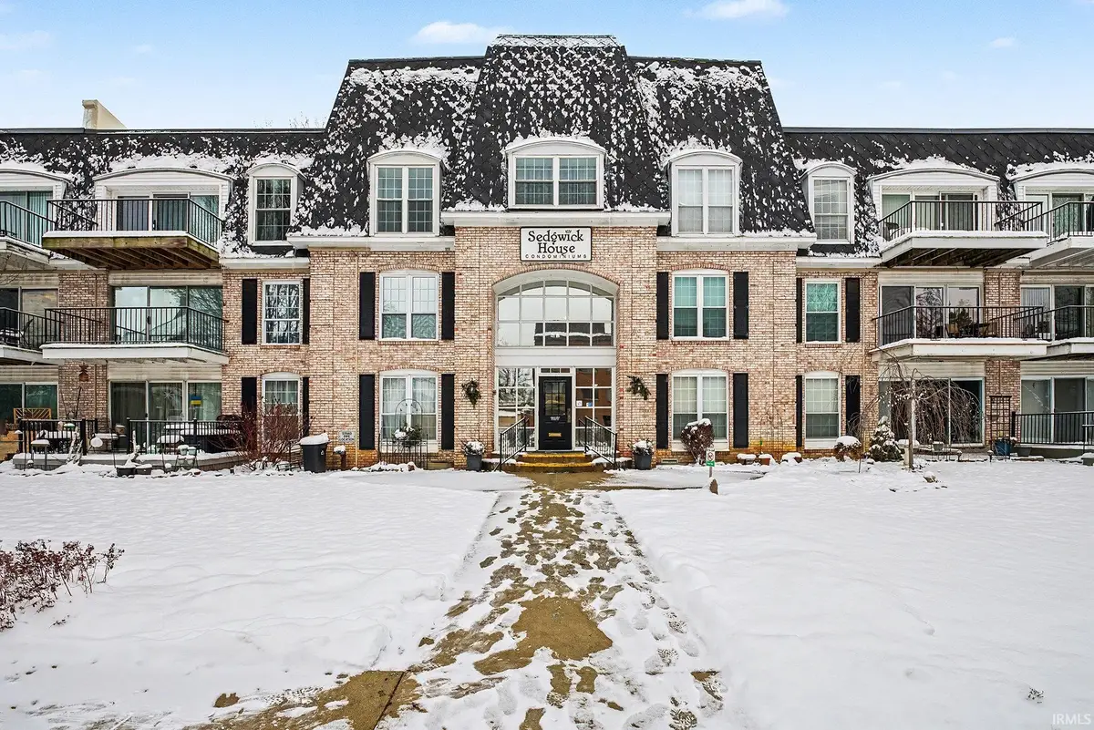 820 Lincolnway West #211, Mishawaka, IN 46544 - Image #1