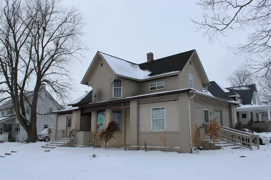 403 N Main St, Kendallville, IN 46755 - Image #2