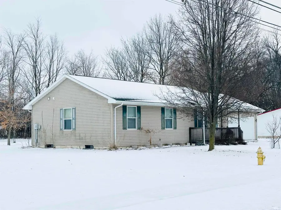 913 Walkerton Trail, Walkerton, IN 46574 - Image #2