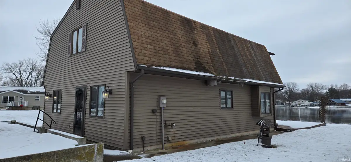 33 E Ireland Drive, North Manchester, IN 46962 - Image #1