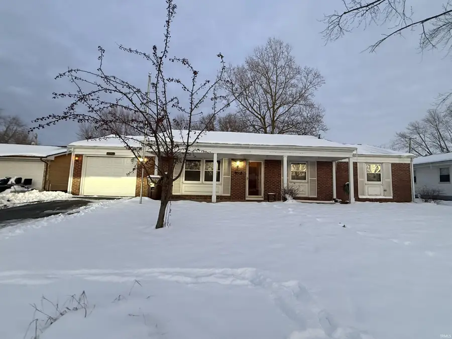 729 Governor Road, Valparaiso, IN 46385 - Image #2