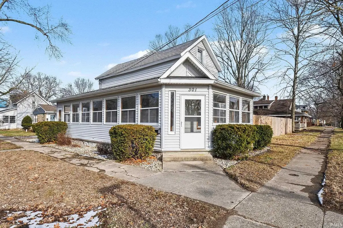 301 N Sycamore Street, North Manchester, IN 46962 - Image #1