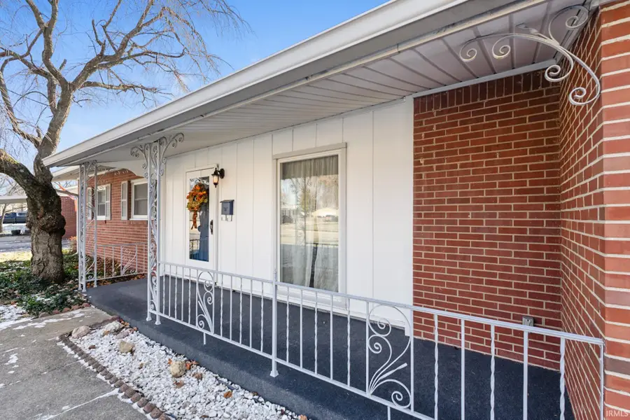 637 E Pearl Street, Greenwood, IN 46143 - Image #3