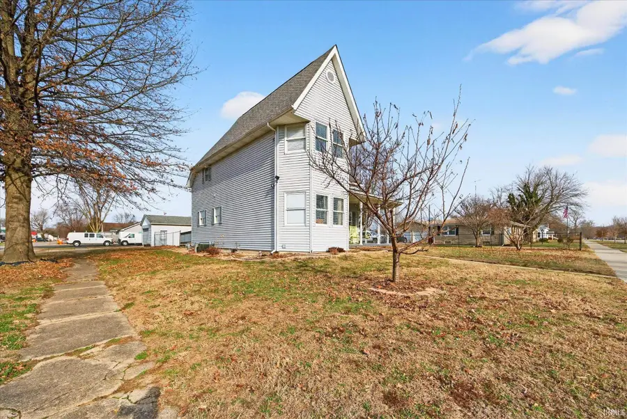 210 W Main Street, Worthington, IN 47471 - Image #3