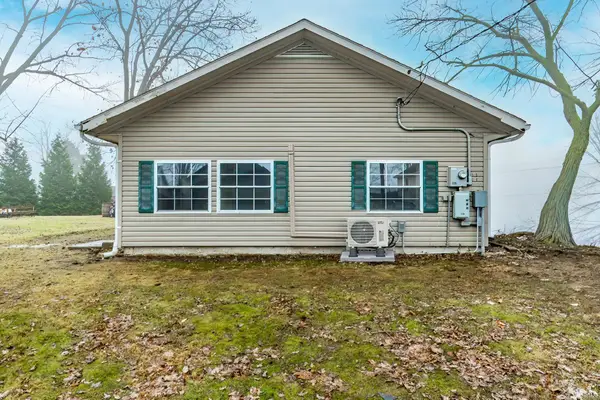 6545 S 070 E, Wolcottville, IN 46795