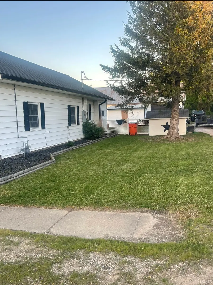 26 E Walnut Street, Onward, IN 46967 - Image #2