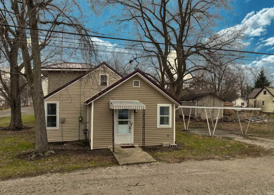 411 W Jefferson Street, Winamac, IN 46996 - Image #2