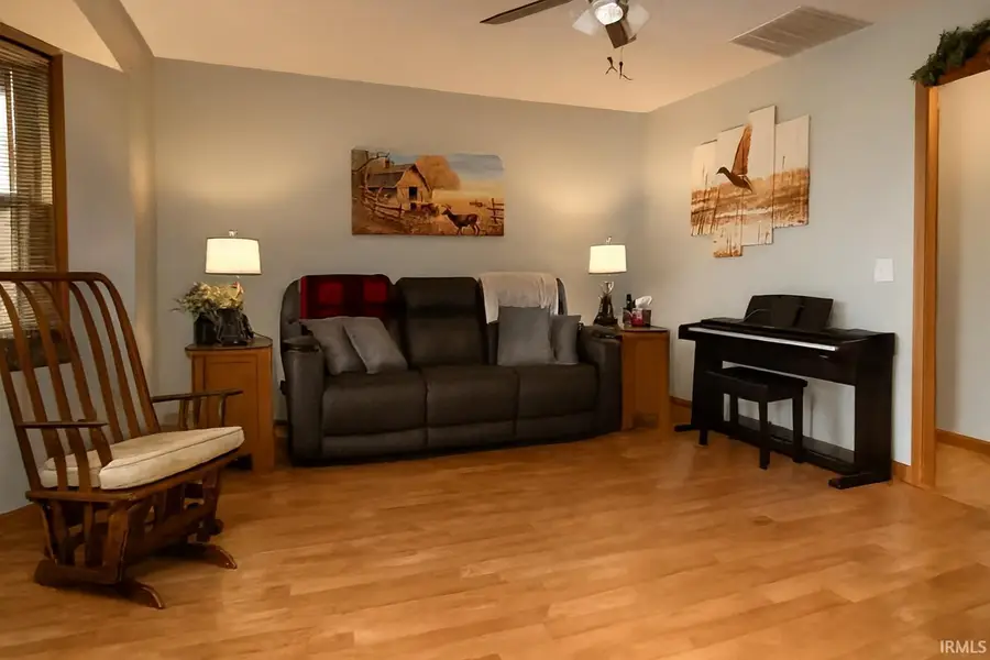 1720 Tanglewood Drive, Mount Vernon, IN 47620 - Image #3