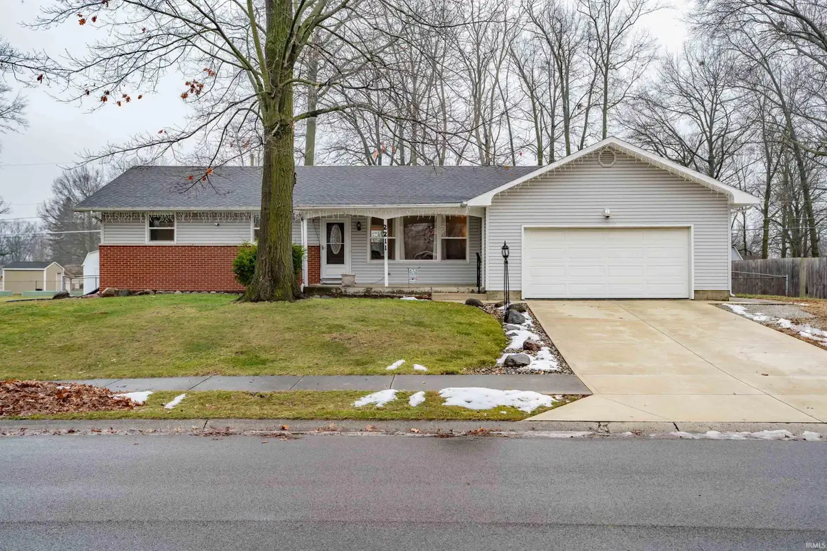 2211 Lima Lane, Fort Wayne, IN 46818 - Image #1