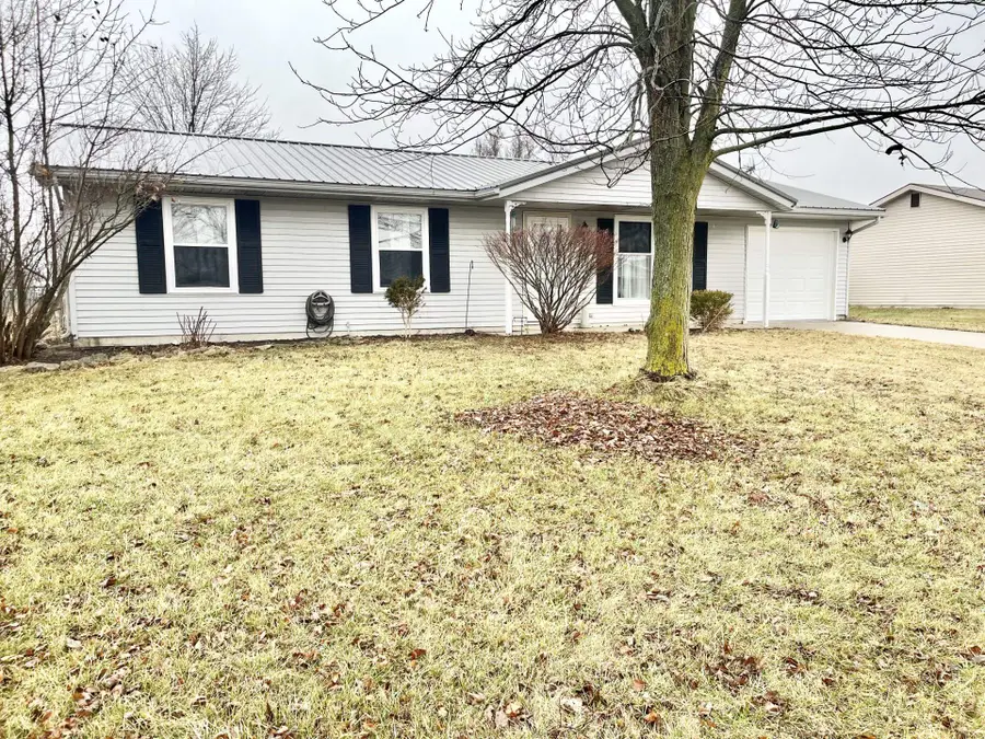 113 W Honeysuckle Lane, Decatur, IN 46733 - Image #2