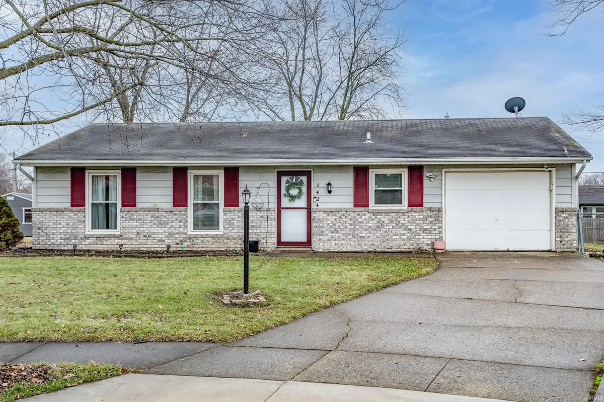 1424 Apricot Court, Fort Wayne, IN 46825 - Image #1