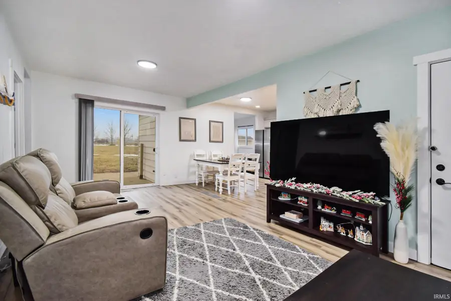 1516 E Jefferson Street, Warsaw, IN 46580 - Image #2