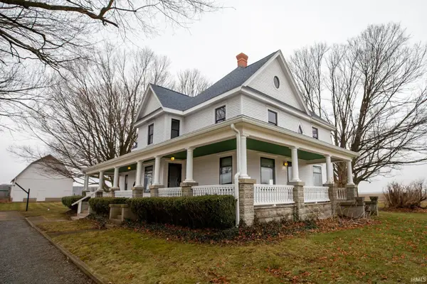 14229 Juniper Road, Argos, IN 46501