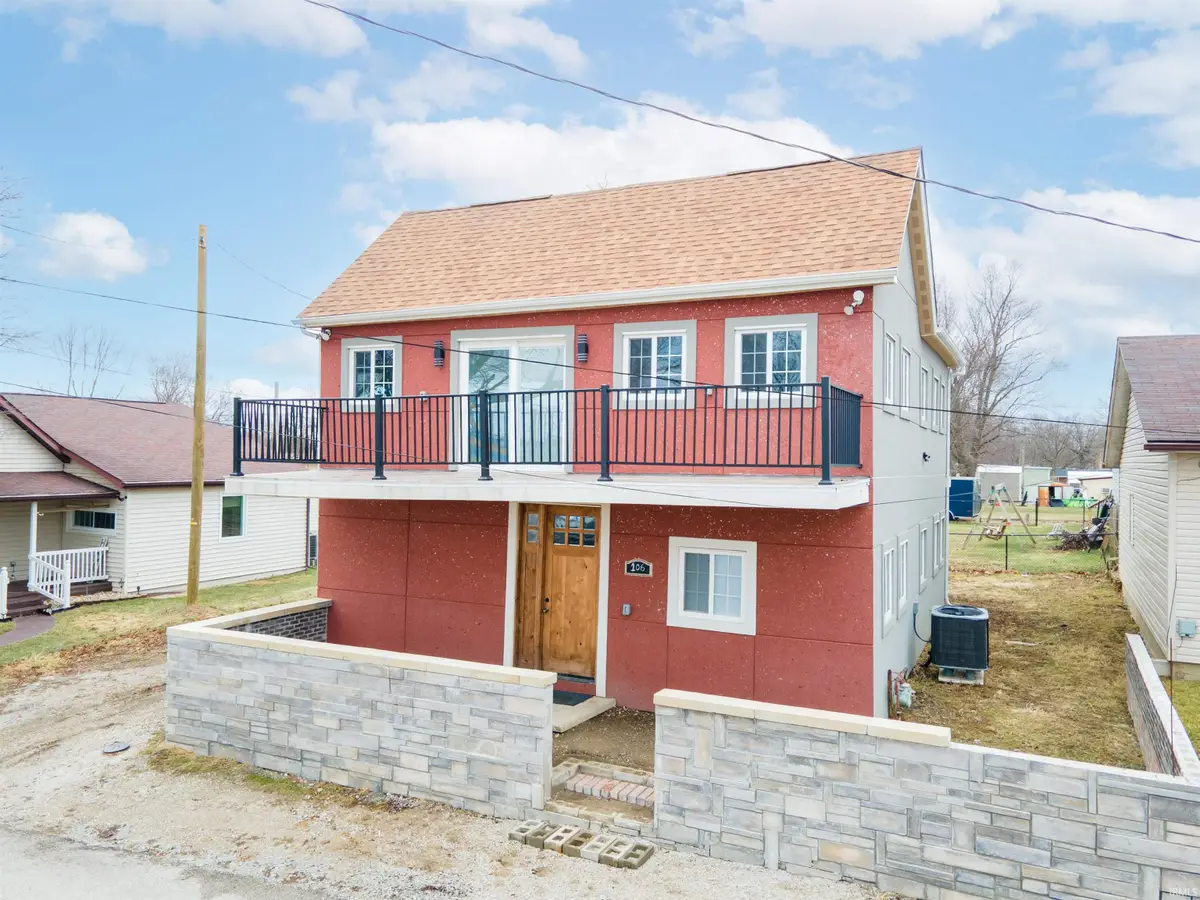 106 N Washington Street, Van Buren, IN 46991 - #1