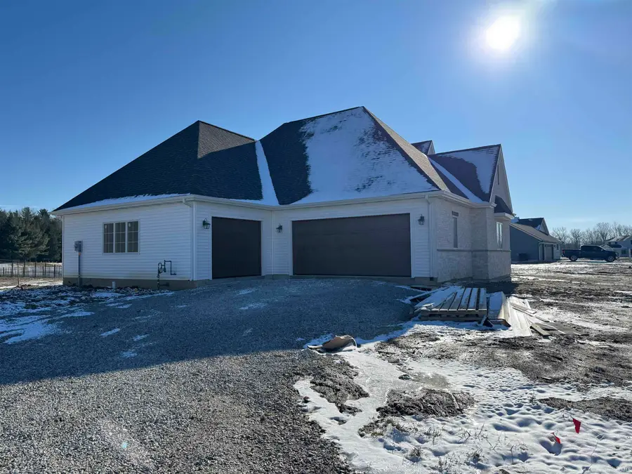 470 E Basalt Drive, Huntertown, IN 46748 - #2