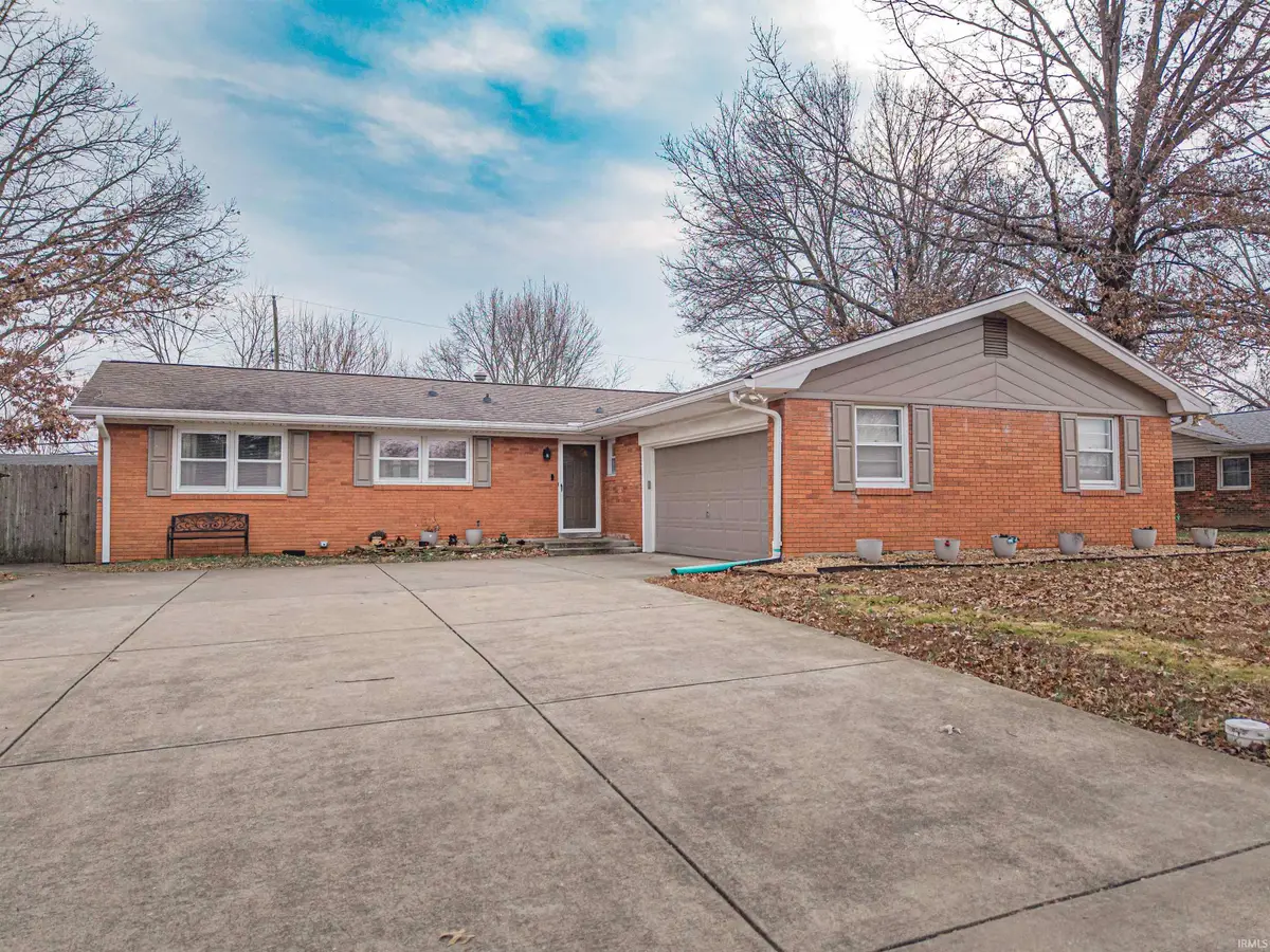 216 Hanover Road, Evansville, IN 47710 - Image #1