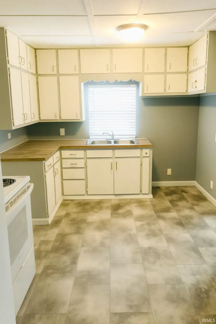 1212 E Walnut Street, Boonville, IN 47601 - #2