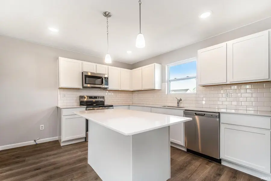 600 Daybreak Drive, Lakeville, IN 46536 - #3