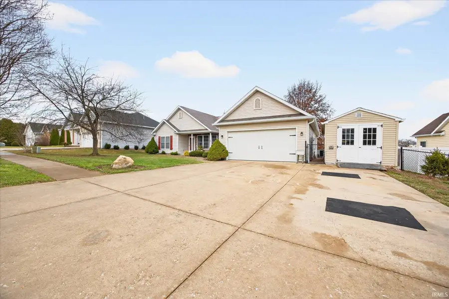 7404 W Higgins Court, Ellettsville, IN 47429 - #2