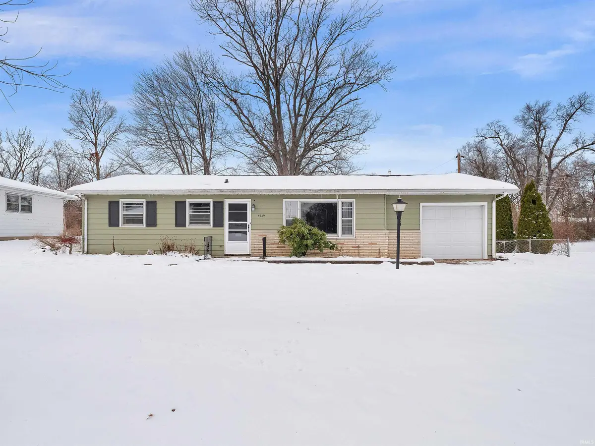 5749 Meadowbrook Drive, Fort Wayne, IN 46835 - Image #1