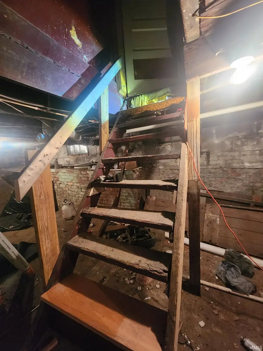 813 E Iowa Street, Evansville, IN 47711 - Image #2