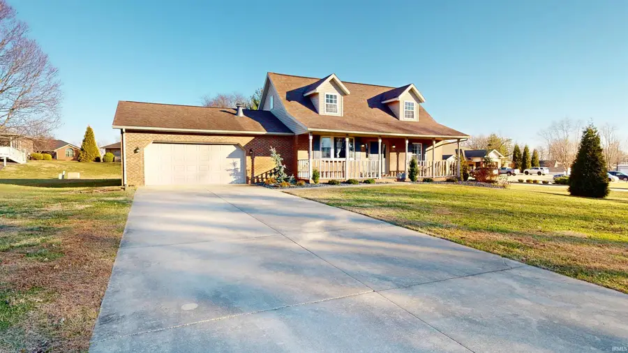 208 E Saint Charles Street, Jasper, IN 47546 - Image #2