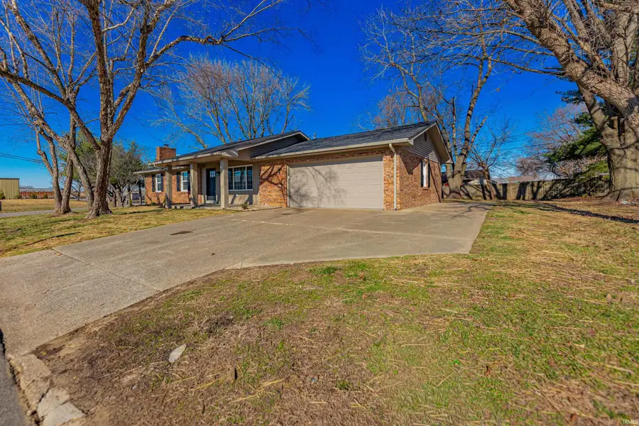 441 Lawrence Drive, Mount Vernon, IN 47620 - Image #3