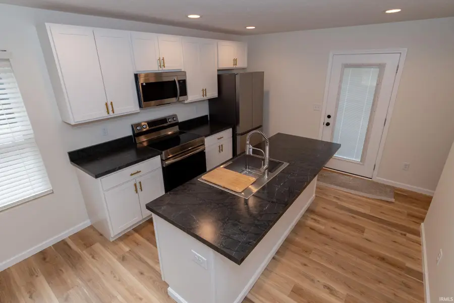 1117 Edwardsburg Ave., Elkhart, IN 46514 - #3