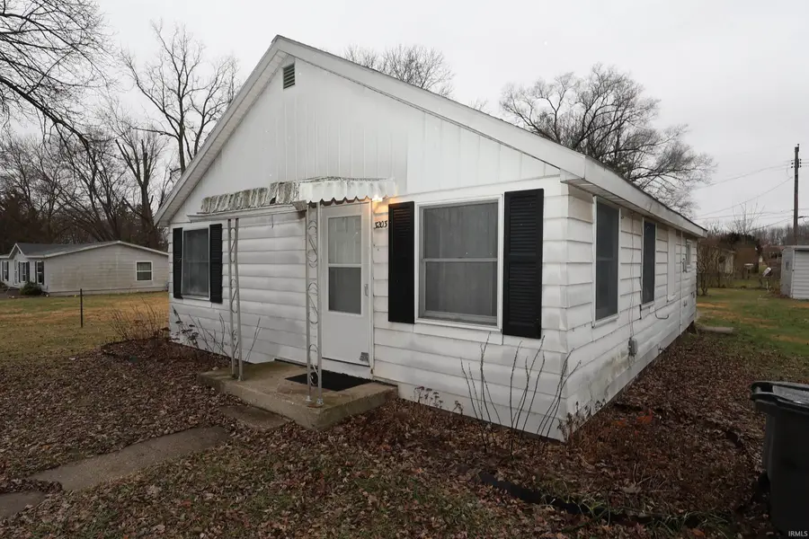 3203 Garden Boulevard, Elkhart, IN 46517 - #2