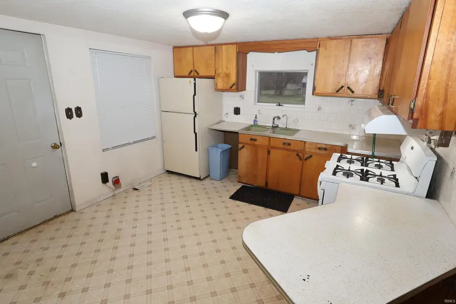 3203 Garden Boulevard, Elkhart, IN 46517 - #3