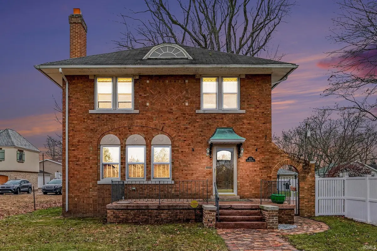 410 E Angela Boulevard, South Bend, IN 46617 - Image #1