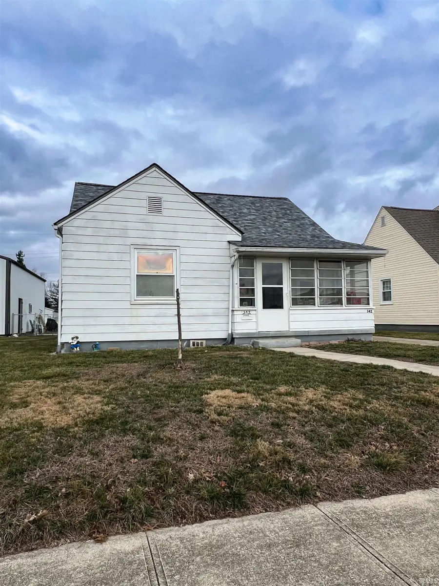 342 W Indiana Avenue, Sullivan, IN 47882 - Image #2