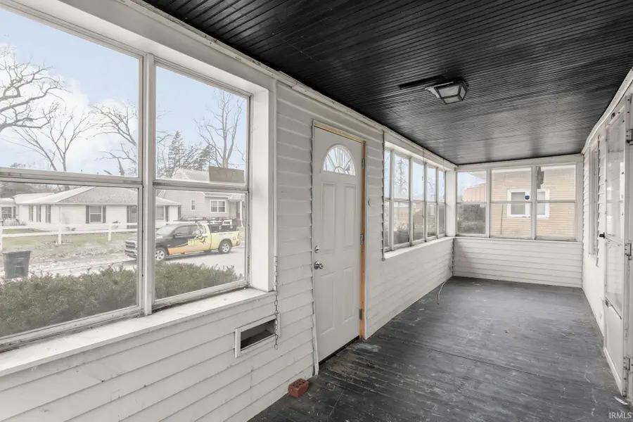 1322 Johnson Street, South Bend, IN 46628 - Image #2