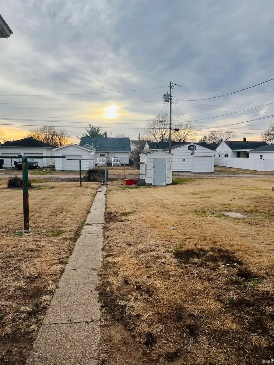 1323 Parkinson Street, Vincennes, IN 47591 - Image #3