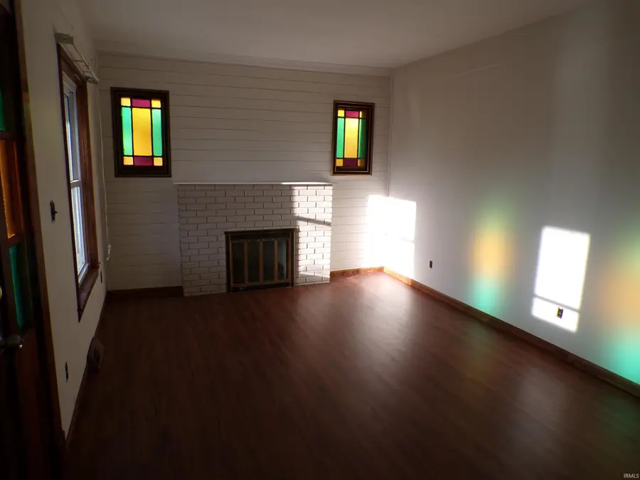 207 Church Street, Loogootee, IN 47553 - Image #2