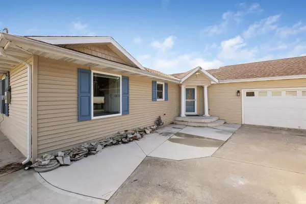 7754 Saint Joe Road, Fort Wayne, IN 46835