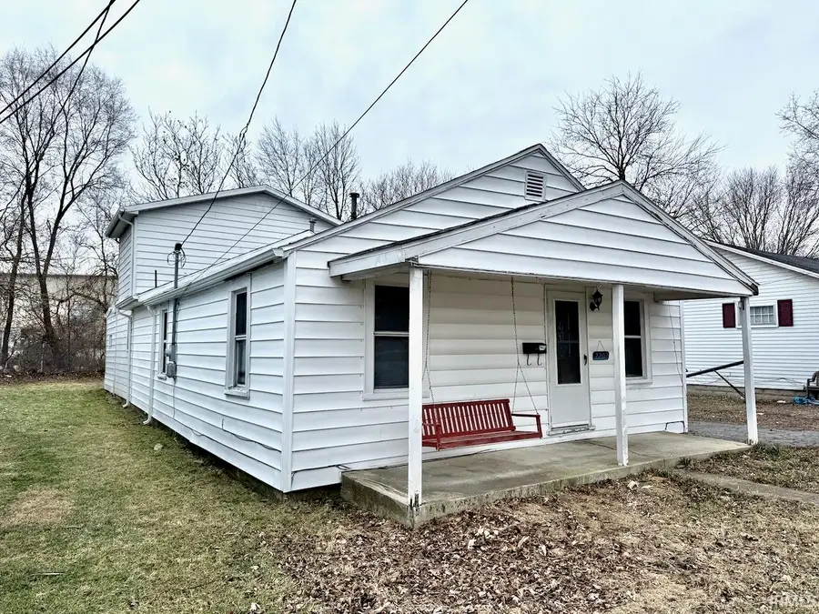 2202 S Penn Street, Muncie, IN 47302 - #2