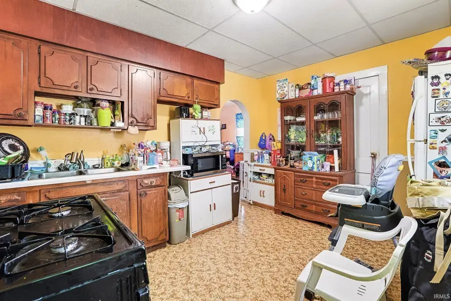 208 Crescent Street, Goshen, IN 46528 - Image #3