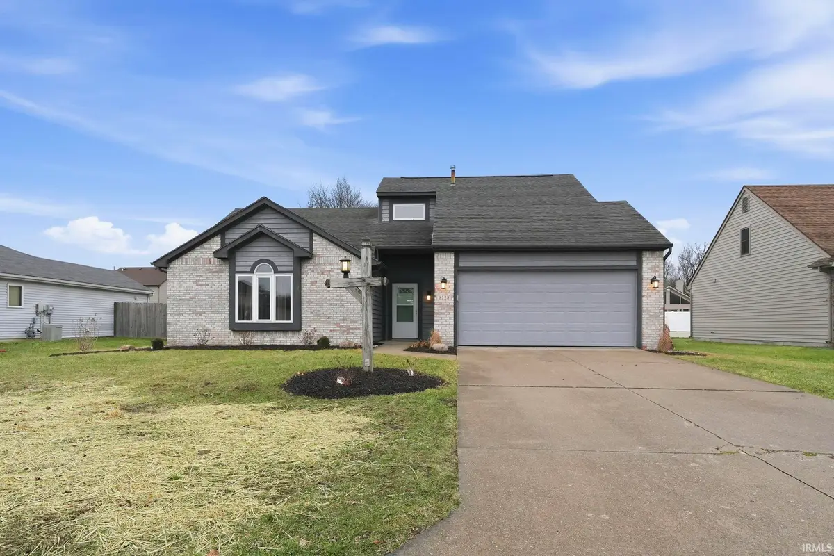 8228 Victoria Woods Place, Fort Wayne, IN 46825 - Image #1