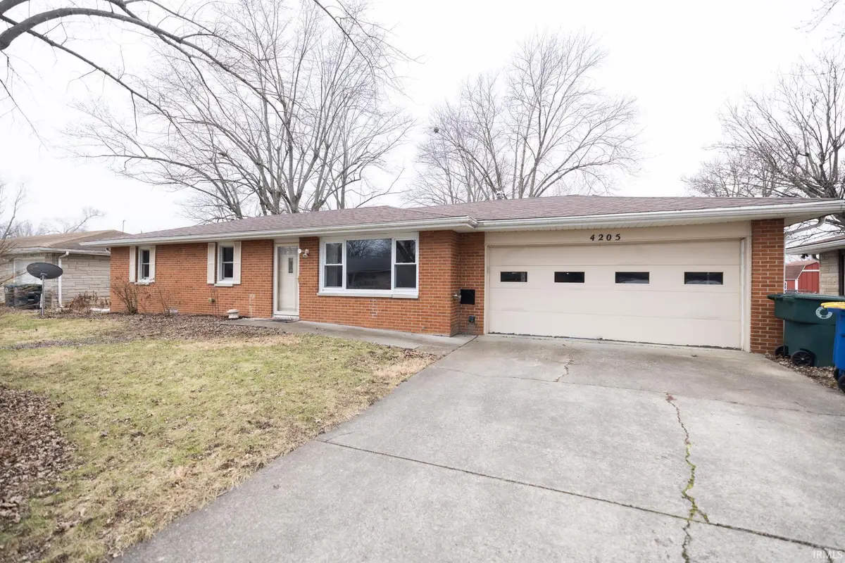 4205 N New York Avenue, Muncie, IN 47304 - #1