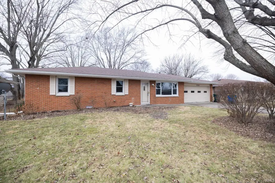 4205 N New York Avenue, Muncie, IN 47304 - #2