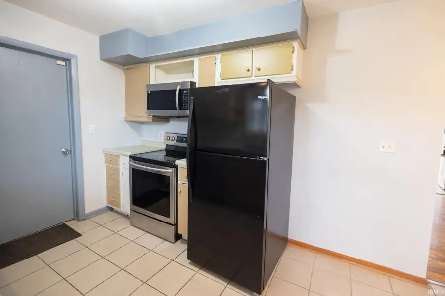 4205 N New York Avenue, Muncie, IN 47304 - #3