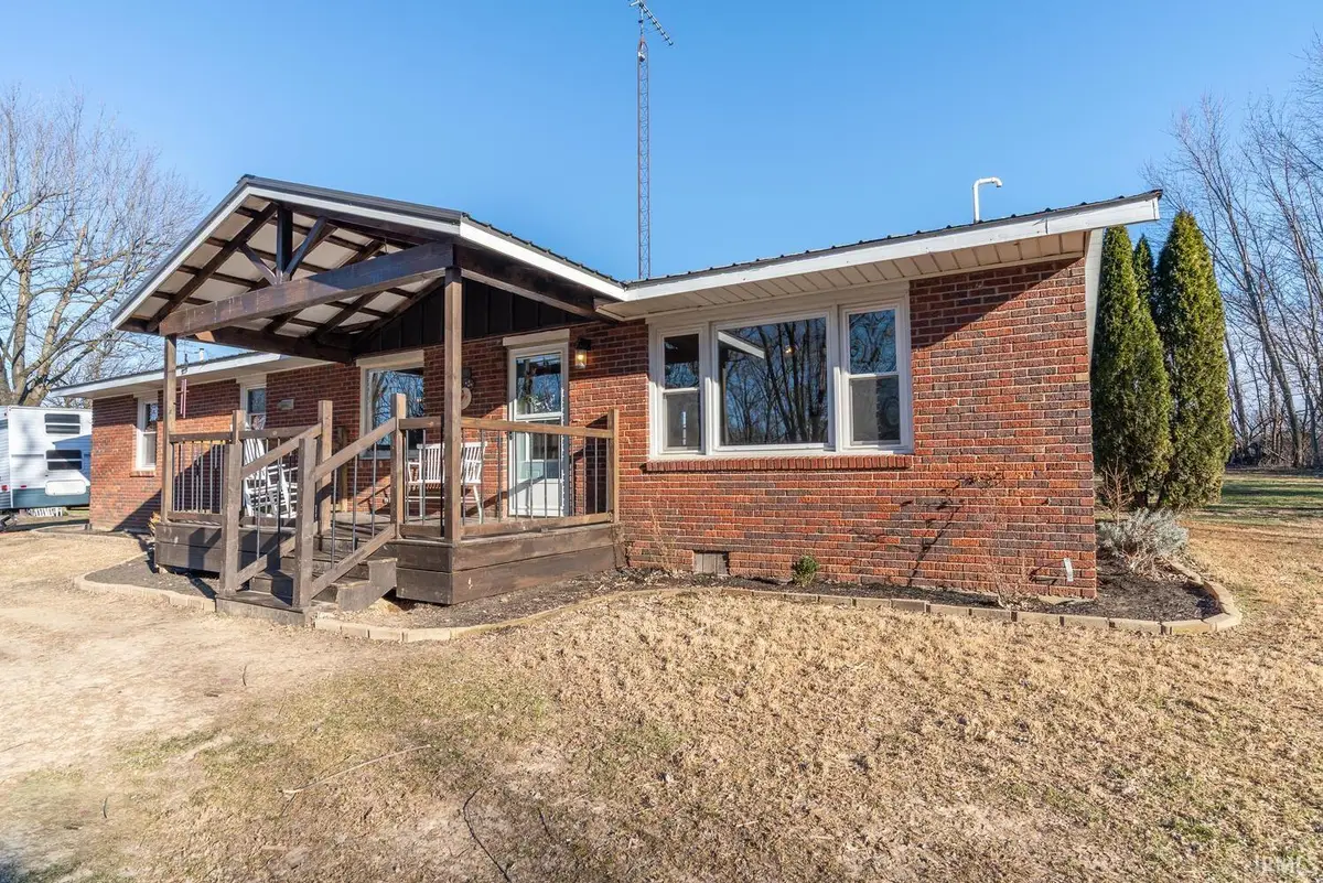 14500 N County Road 675 East Road, Elnora, IN 47529 - Image #1