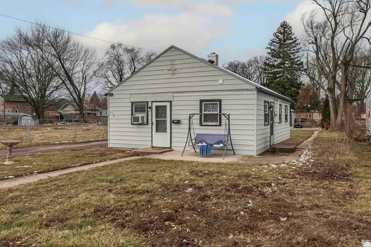 2072 Phenie Street, Fort Wayne, IN 46802 - Image #1