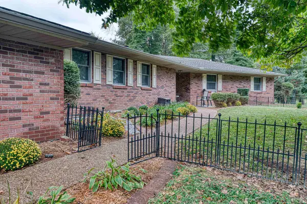 5244 Tarrytown Road, Newburgh, IN 47630