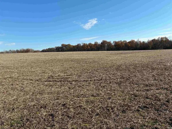 334 Decker Road, Boonville, IN 47601